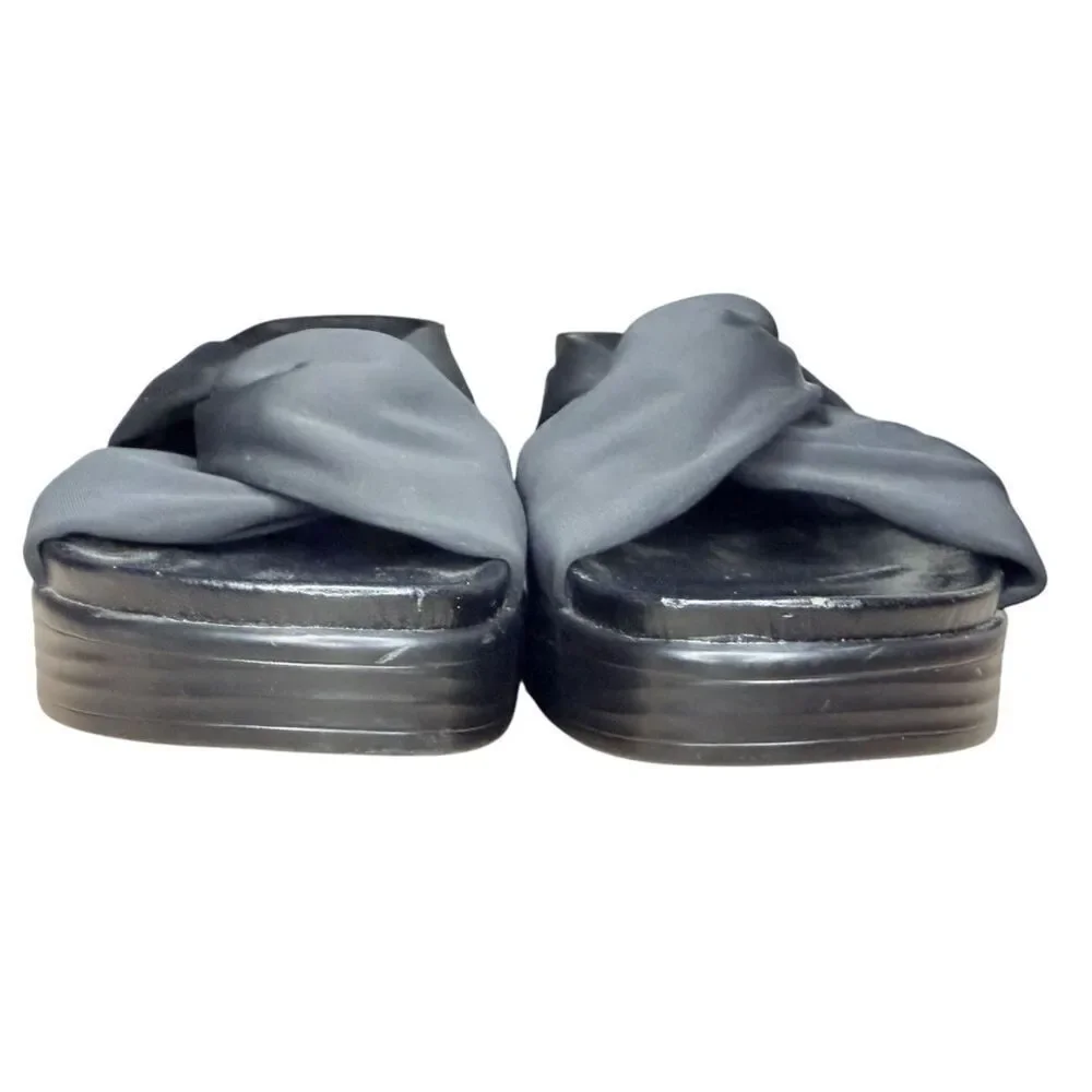 Donald J. Pliner women’s size